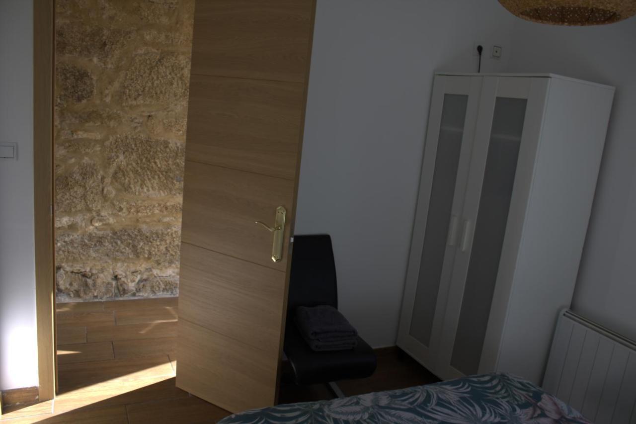 Tipica Casa De Piedra Villa ซานติอาโก เด กอมโปสเตลา ภายนอก รูปภาพ