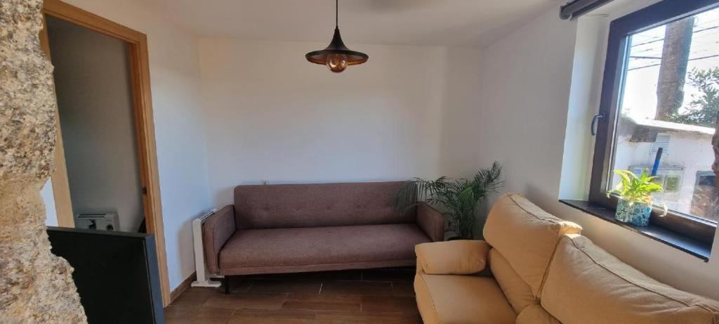 Tipica Casa De Piedra Villa ซานติอาโก เด กอมโปสเตลา ภายนอก รูปภาพ