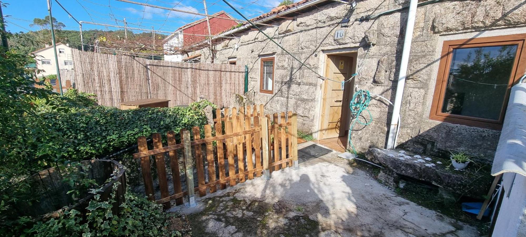 Tipica Casa De Piedra Villa ซานติอาโก เด กอมโปสเตลา ภายนอก รูปภาพ